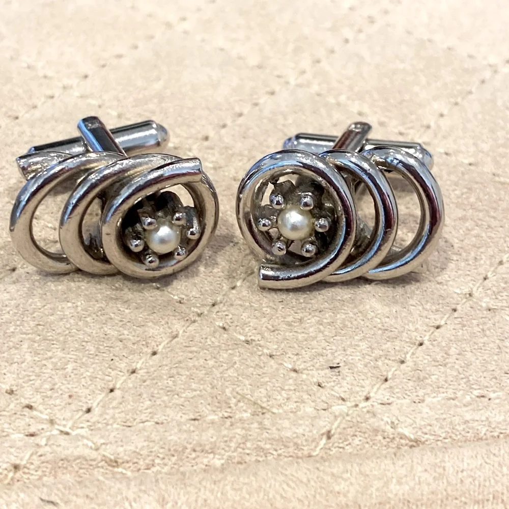 Silver Pearl Cufflinks